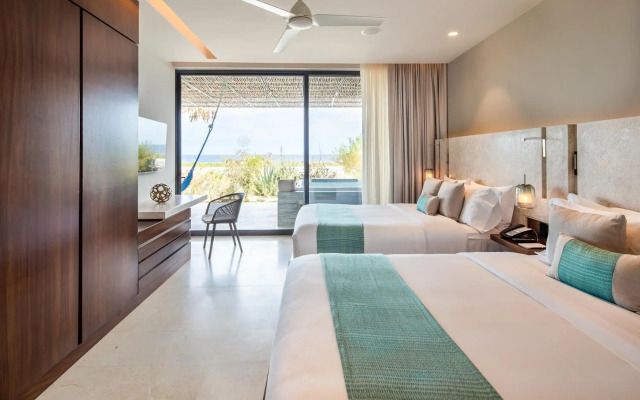 The Club at Solaz, Luxury Villas