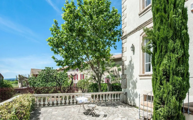 Elegant Holiday Home Near the Canal du Midi