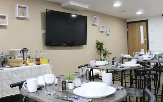 The Mini Hotel -Birmingham City-FREE BREAKFAST