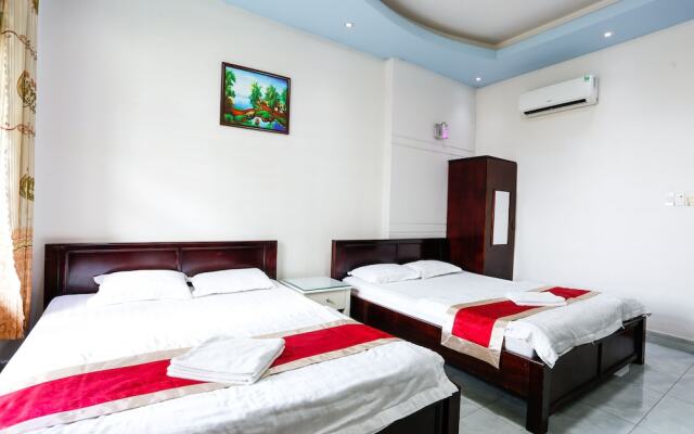 Anh Quoc Hotel