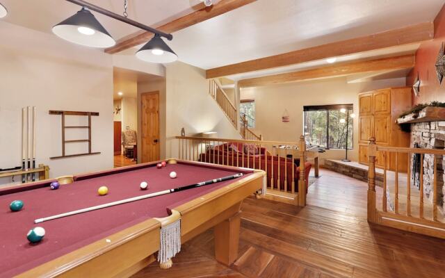 Four Happy Bears Estate #1277