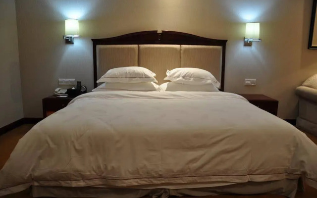 Country Garden Phoenix Hotel He Xian
