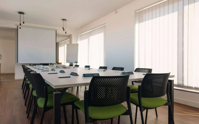 CAMPANILE MARSEILLE EST - Aubagne