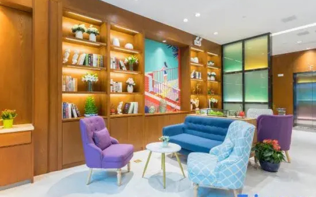 Yun7 Hotel (Wuhan Tongji Hospital Jiefang Avenue)