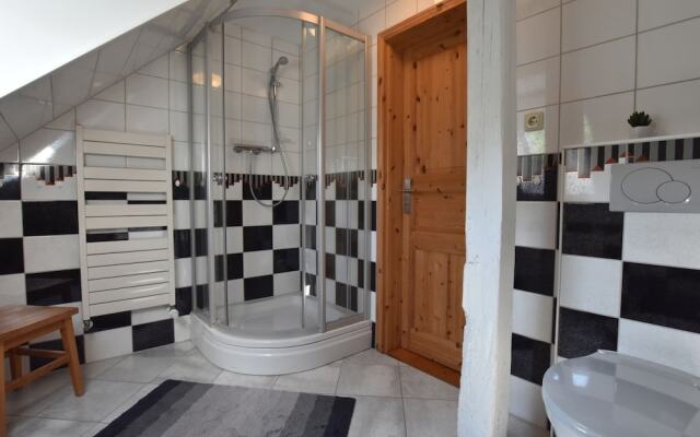 Comfy Apartment in Kröpelin near Sea Beach