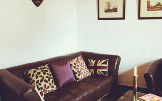 The Crown Country Inn