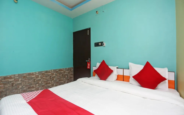 OYO 22232 Hotel Continental & Lodge