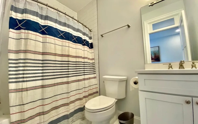 Scarborough Avenue 303