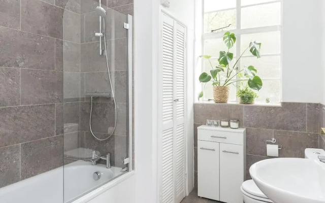 Chic 1 Bedroom Apartment in Bloomsbury