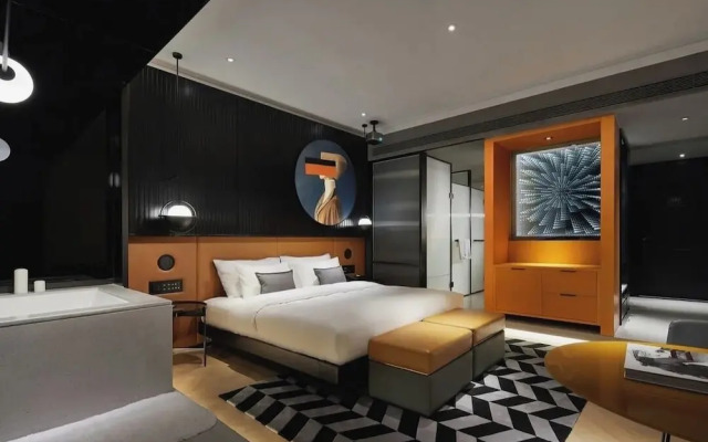 ISEYASHIYEGAOKONGJIUDIAN