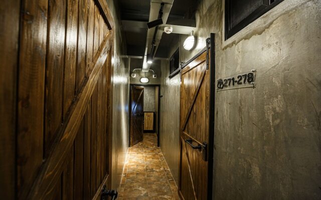 Episode 11 Hostel