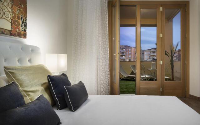 Luxury Rooms And Suites