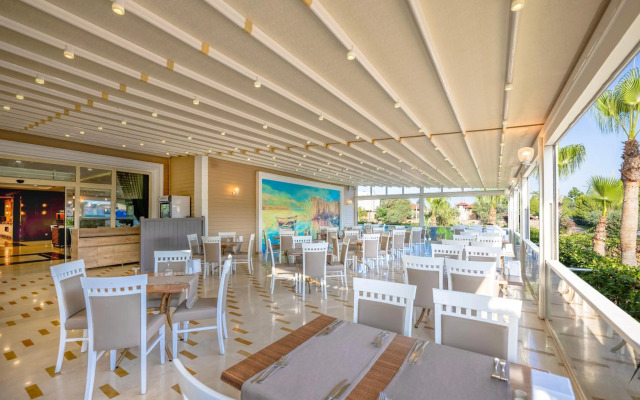 L'Oceanica Beach Resort Hotel All Inclusive