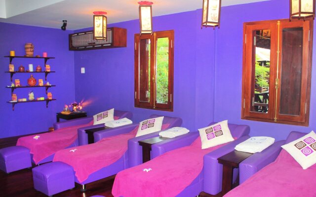 Chitchareune Muangluang Hotel
