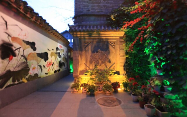 Zhantan Courtyard Hotel