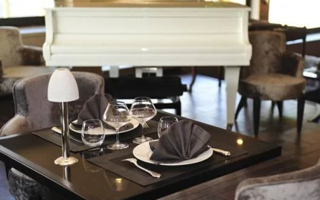 Le Domaine Chateau du Faucon