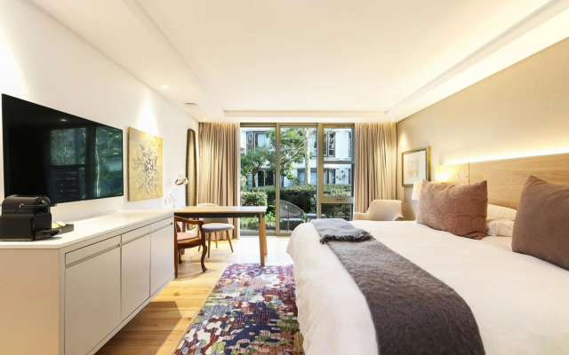 The Vineyard Hotel