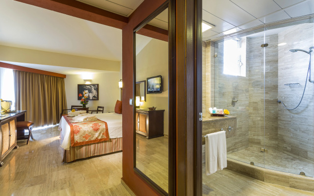 Grand Palladium Vallarta Resort & Spa - All Inclusive