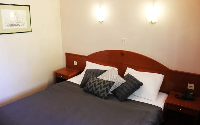 Hotel LaGus