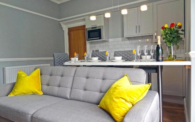 Sea Coast Apartment by Seaside Llandudno