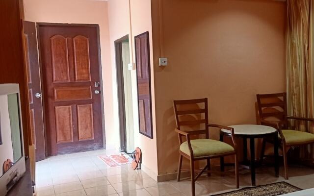 OYO Home 90352 Muan's Homestay