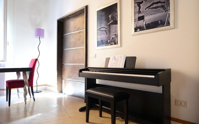 Navona Stylish Apartment