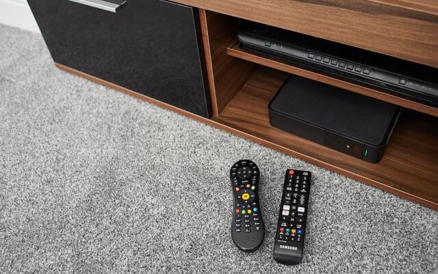 The Ruby Retreat Apartment