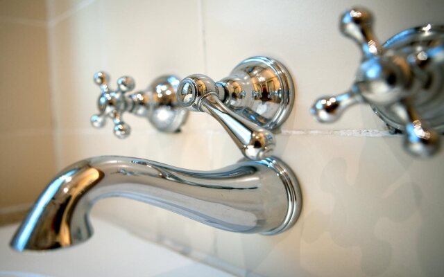 Hai Phong Harbour View Hotel