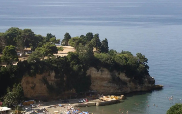 3 Bedroom Apartment Ulcinj