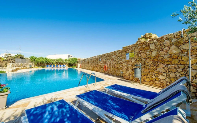 The Hillock South D2