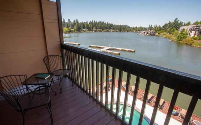 Lakeshore Inn