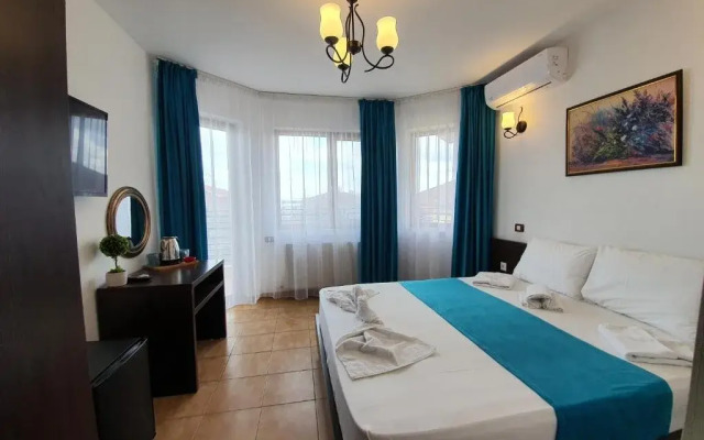 Turquoise Konak