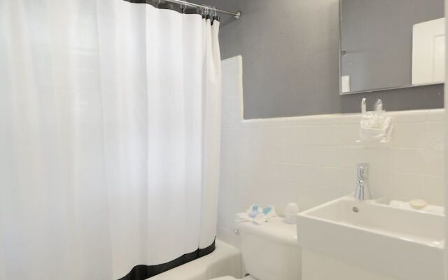 Hallandale Beach Apartments