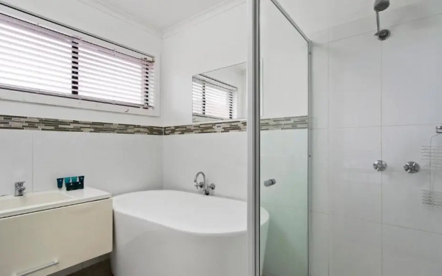 Unit 4 @ Ocean Bridge