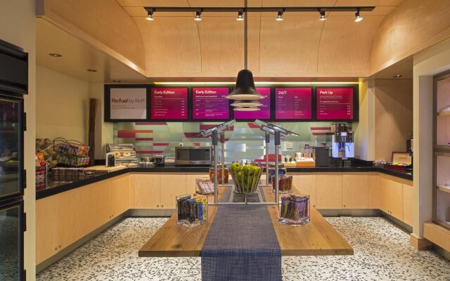 Aloft New Orleans Downtown