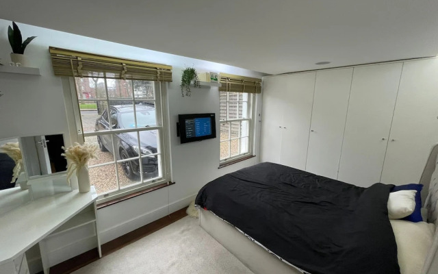 Lovely 2-bed Apartment in Brixton Central Location