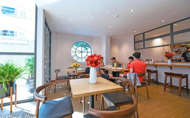 Mojzo Inn Boutique