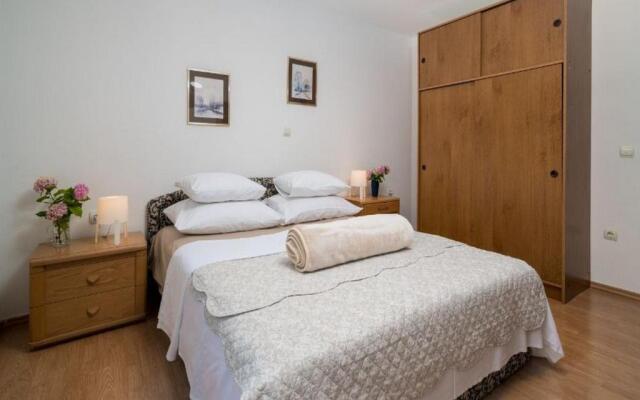 Apartments Divna Tomas