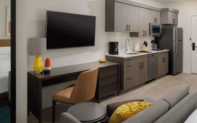 WaterWalk Extended Stay by Wyndham Jacksonville Deerwood Pk