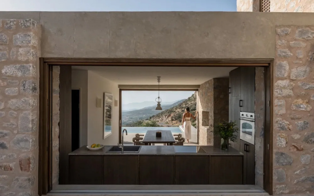 Monolithoi Villas