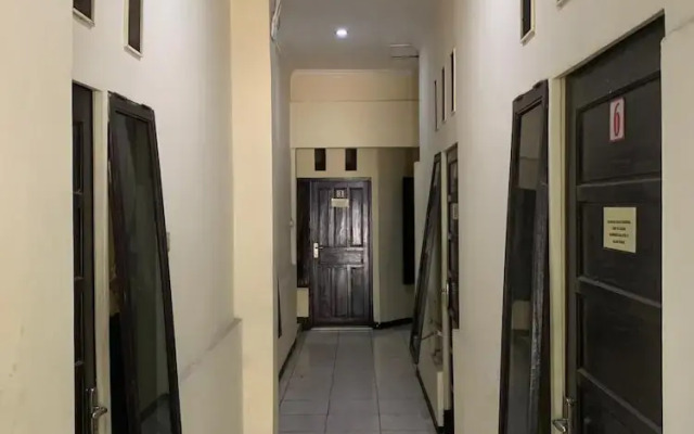 Sawojajar Inn