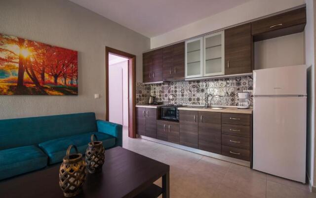 Roxani's Apartments