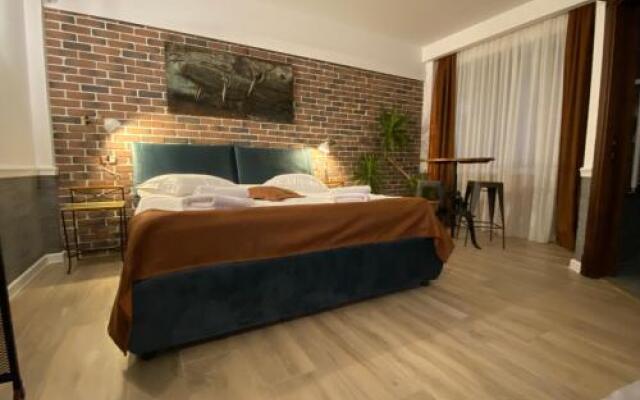 Aviator Boutique Residence