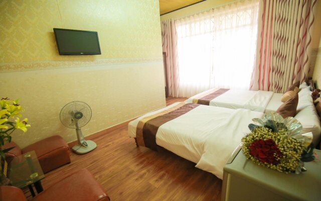 Full Moon Boutique Hotel