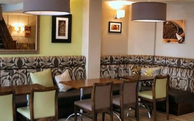 The George Hotel & Brasserie