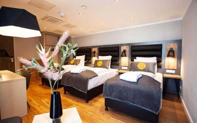 Elens Hotel