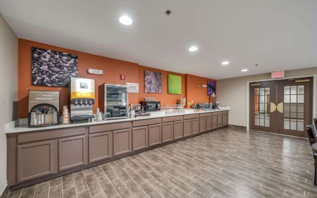 Microtel Inn & Suites by Wyndham Decatur
