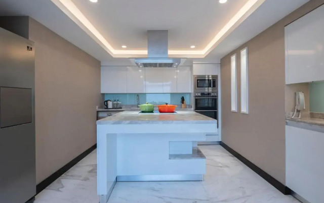 Hyatt Regency Galleria Residence Dubai