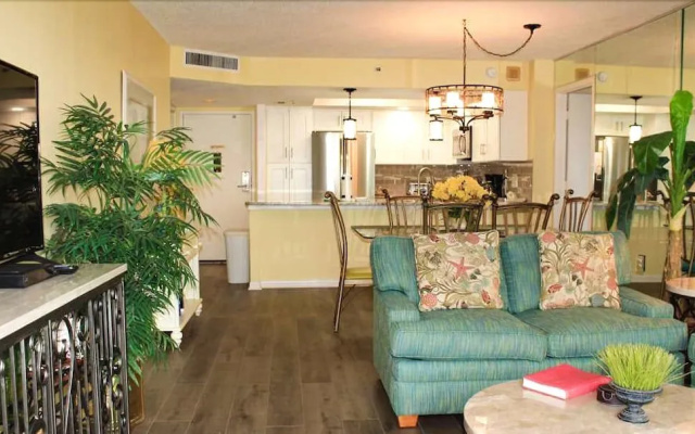 So Hampton 601 by RedAwning
