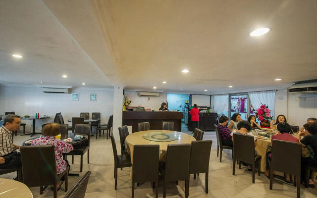 YMCA International Hostel
